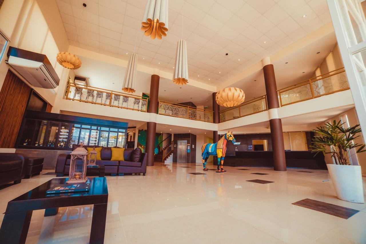 Complejo Paraísos Hotel *